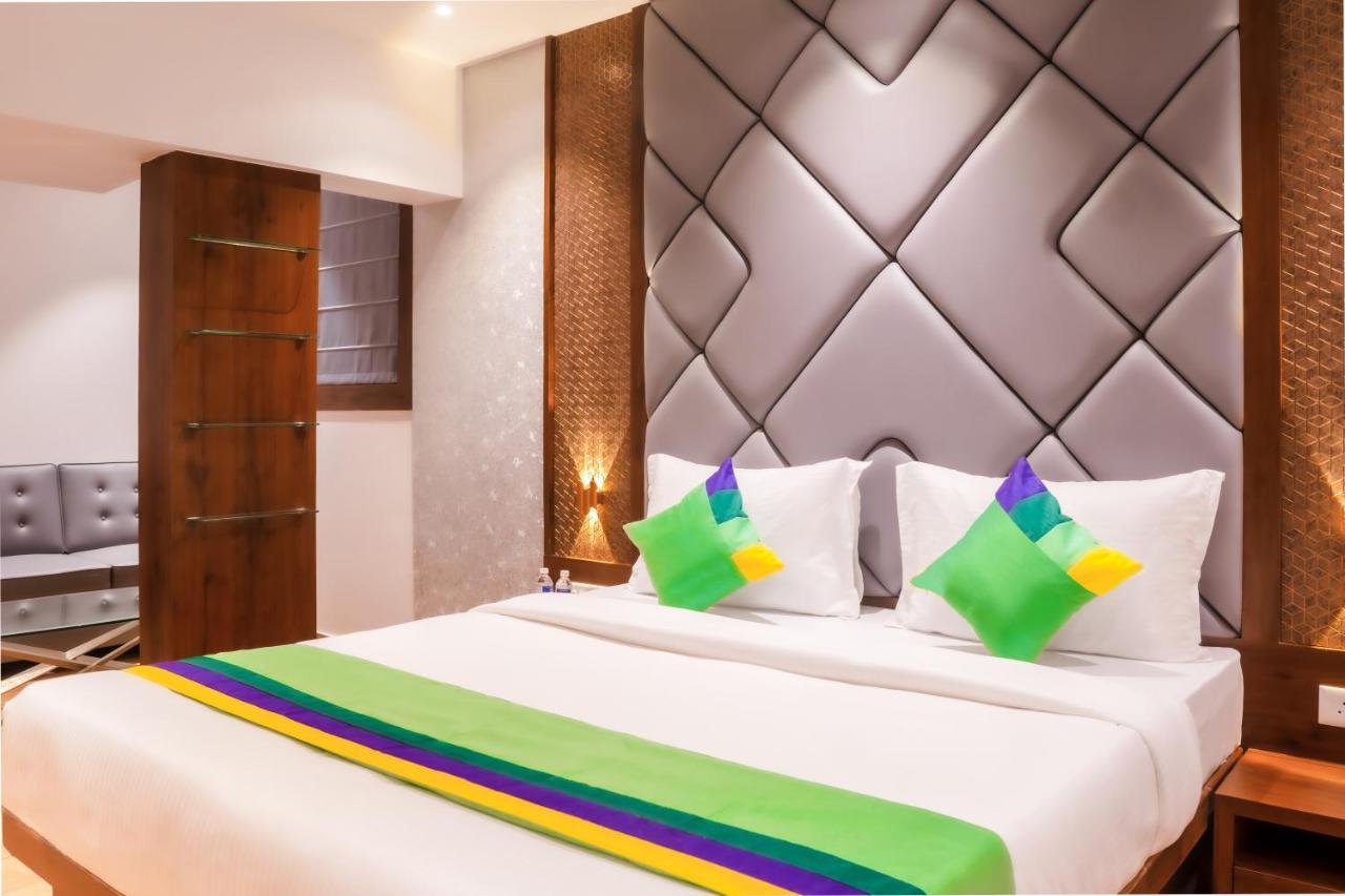 Treebo Serenity Inn, Koregaon Park プネ エクステリア 写真