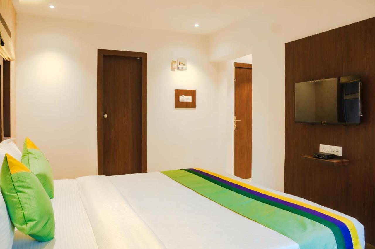 Treebo Serenity Inn, Koregaon Park プネ エクステリア 写真