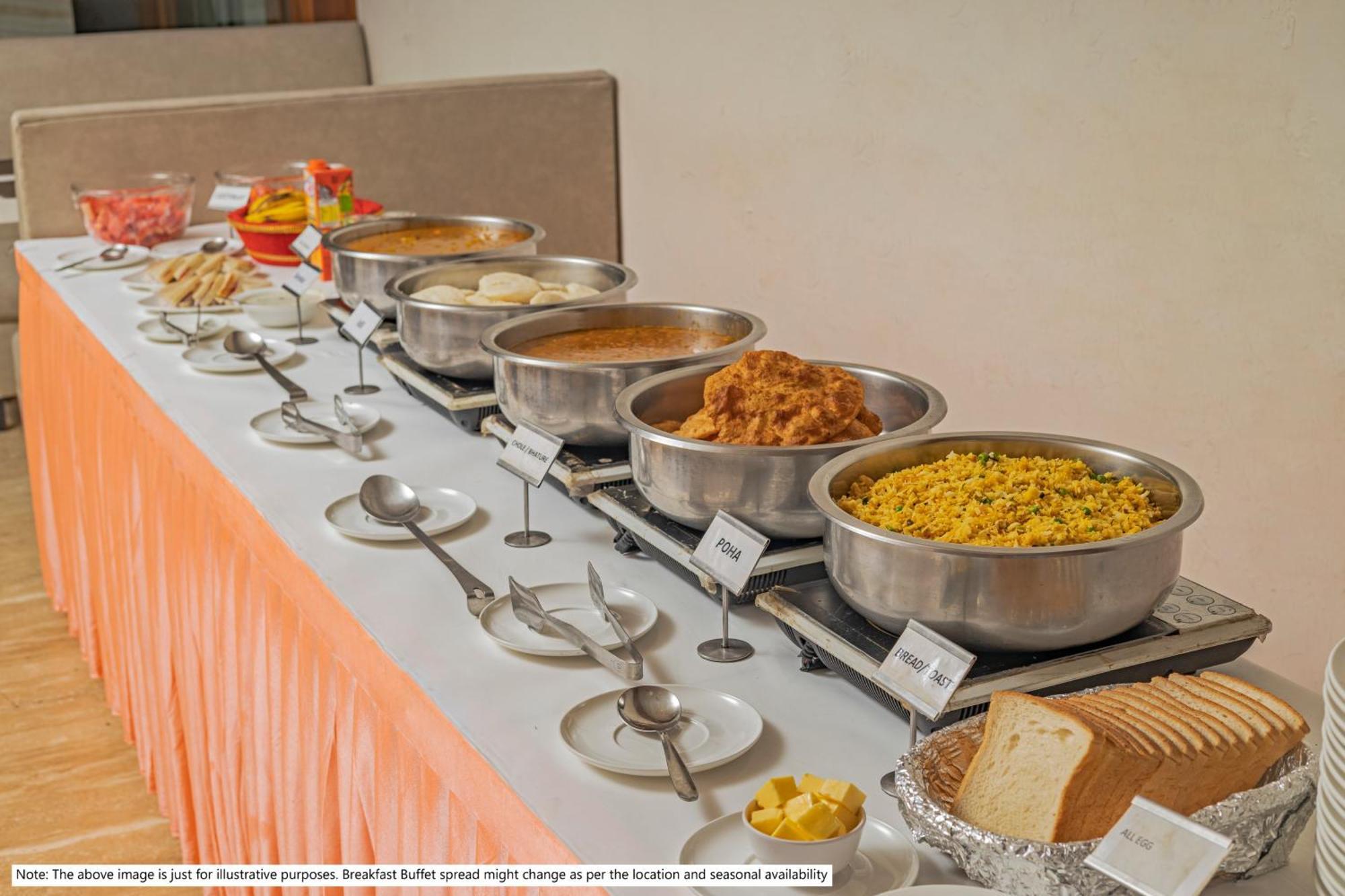 Treebo Serenity Inn, Koregaon Park プネ エクステリア 写真